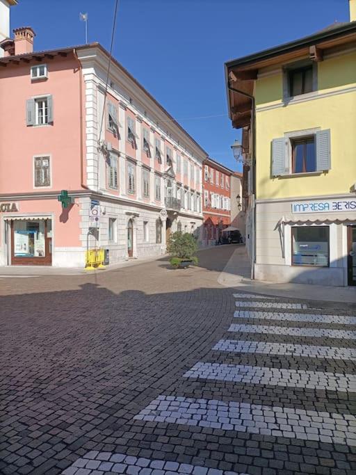 Appartamento Bonbon, Centro Storico Con Parcheggio Gorizia Exteriér fotografie