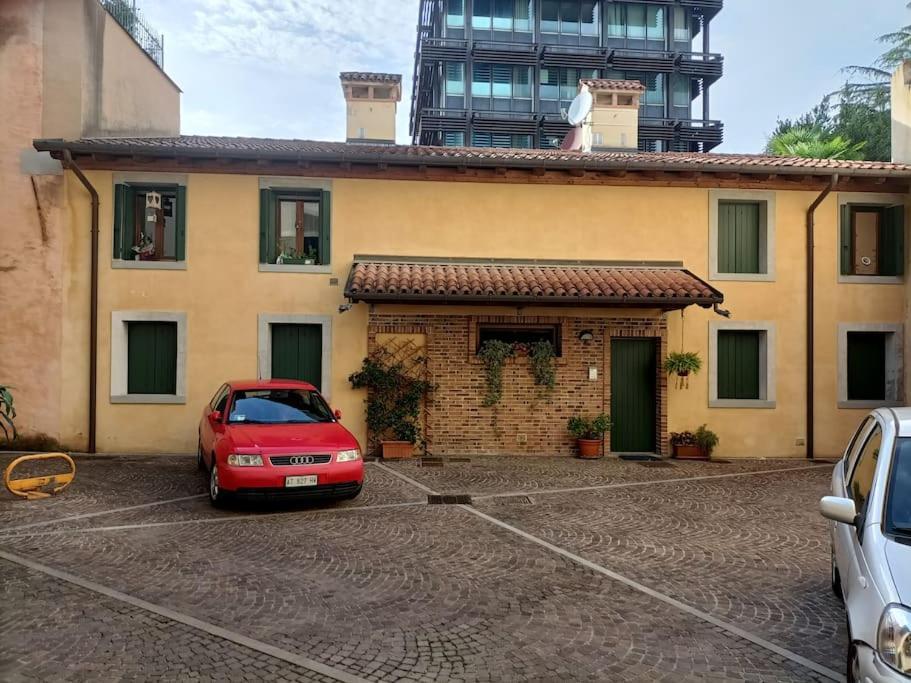 Appartamento Bonbon, Centro Storico Con Parcheggio Gorizia Exteriér fotografie
